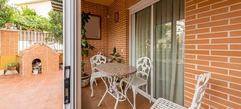 Adding Porch Enclosures To Your Home in Kissimmee, FL